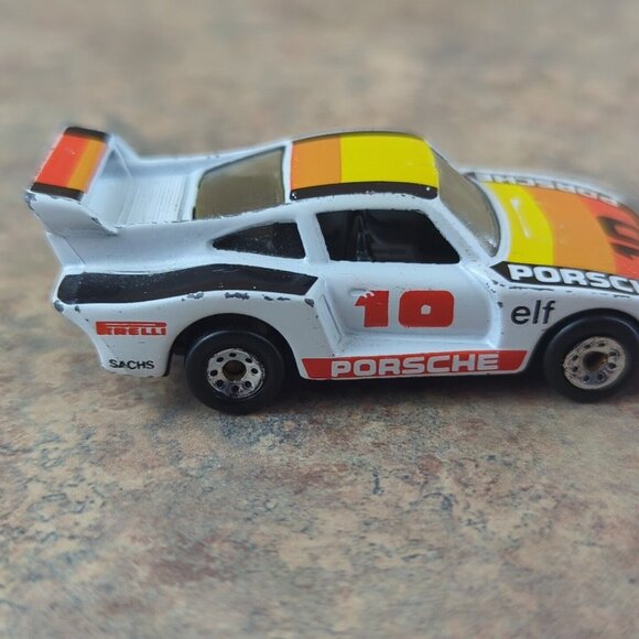 1983 Matchbox Racing Porsche 935 1:64 Diecast Toy Race CAR - Picture 7 of 10